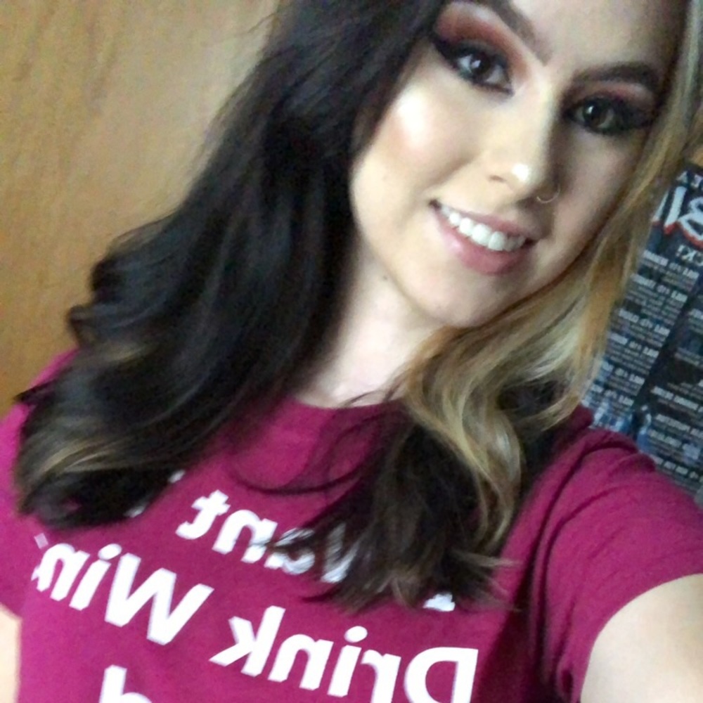Meet your Posher, Allyson